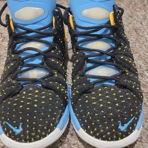 Nike Lebron 18 Basketball Youth 6